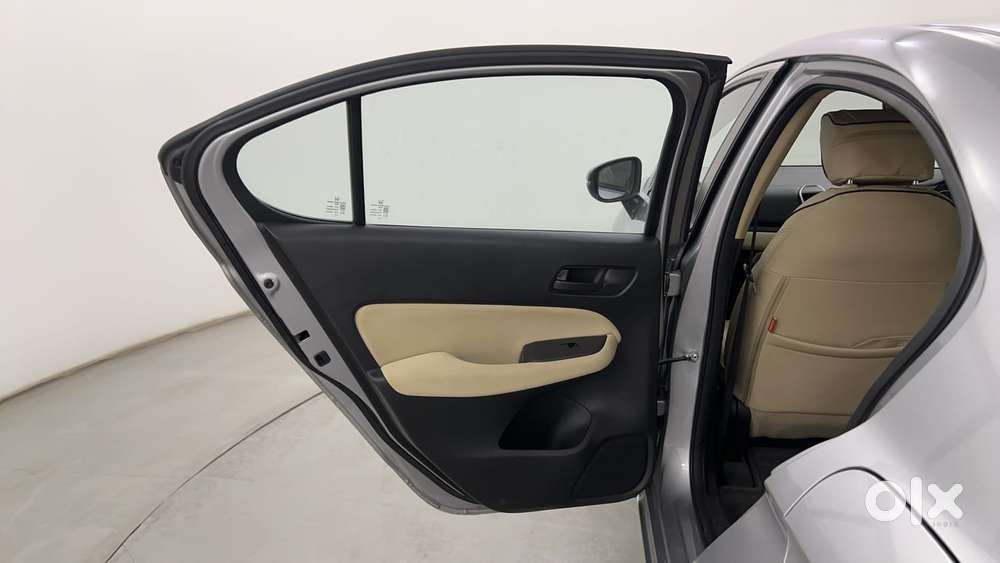 Honda City I-vtec V, 2022, Petrol