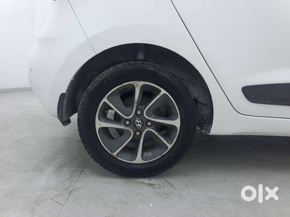 Hyundai Grand I10 [2017-2020] 1.2 Kappa Vtvt Sportz At, 2018, Petrol