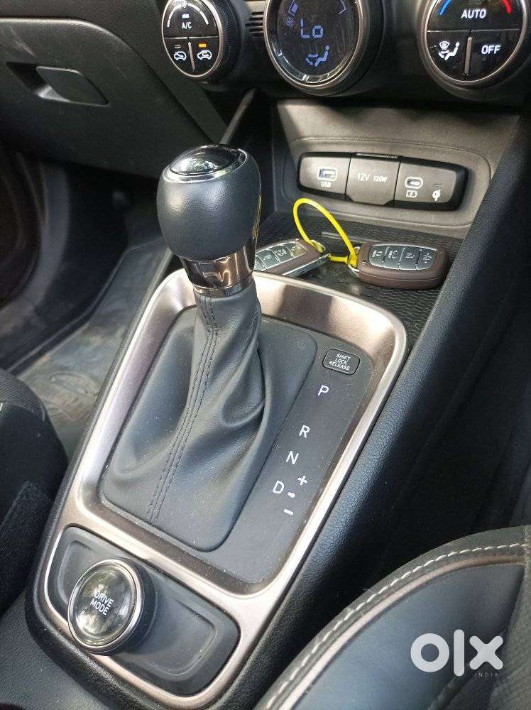 Hyundai Venue 1.0 Sx Turbo Dct, 2023, Petrol