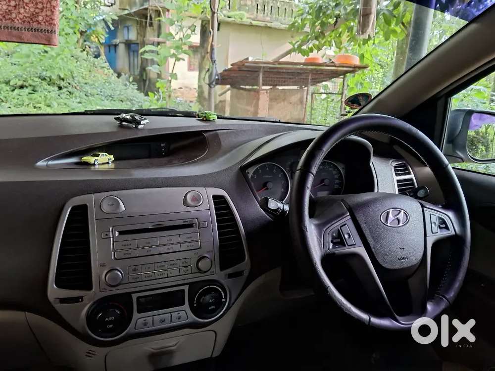Hyundai I20 Sportz Petrol 2010