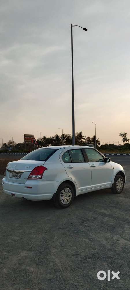Maruti Suzuki Dzire 1.2 Vxi, 2009, Cng & Hybrids