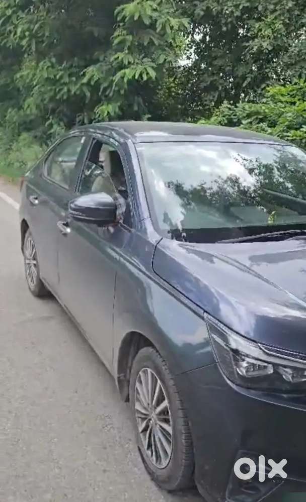 Honda Amaze Zx Cvt Petrol 2025