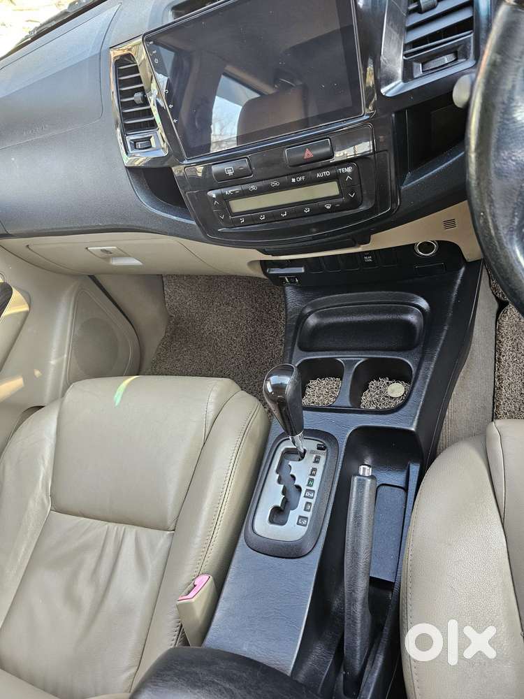 Toyota Fortuner 3.0 4x2 Automatic, 2014, Diesel