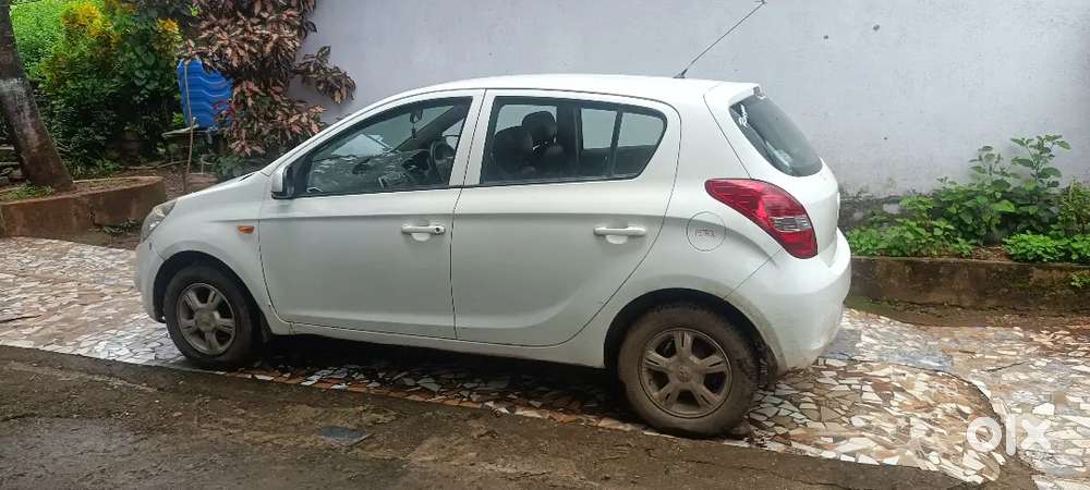 Hyundai I20 Magna Petrol 2012