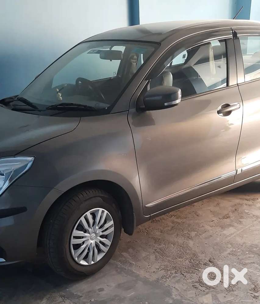 Maruti Suzuki Swift Dzire 2023 Petrol Well Maintained