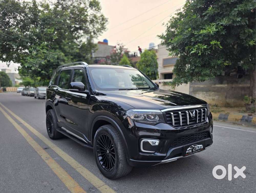 Mahindra Scorpio N Z8 Select Diesel At 2wd 7-seater, 2025, Diesel