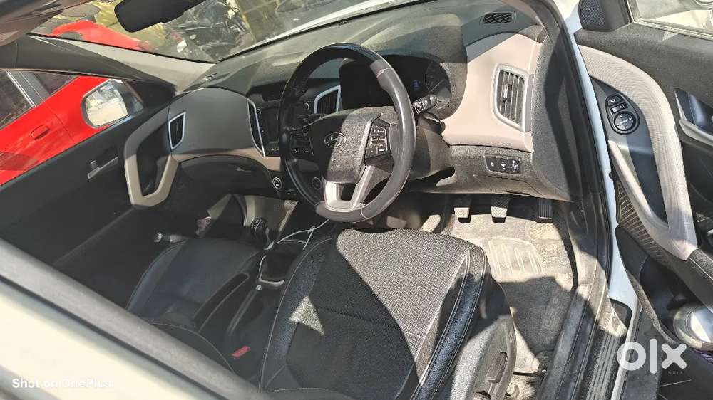 Creta Top End Good Maintain Car