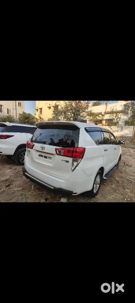 Toyota Innova Crysta 2017