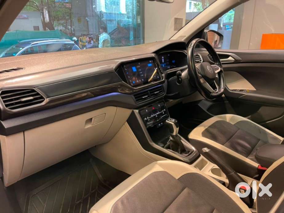 Volkswagen Taigun 1.0 Tsi Topline At, 2022, Petrol