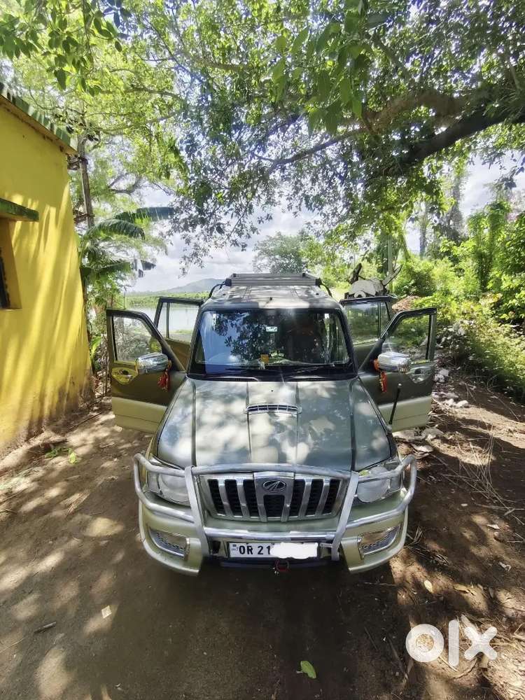 Mahindra Scorpio Classic 2009 Diesel 127636 Km Driven