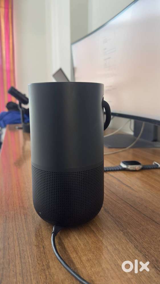 Bose Portable Smart Speaker – 2023  Box, Bill & Original Charger  Ex