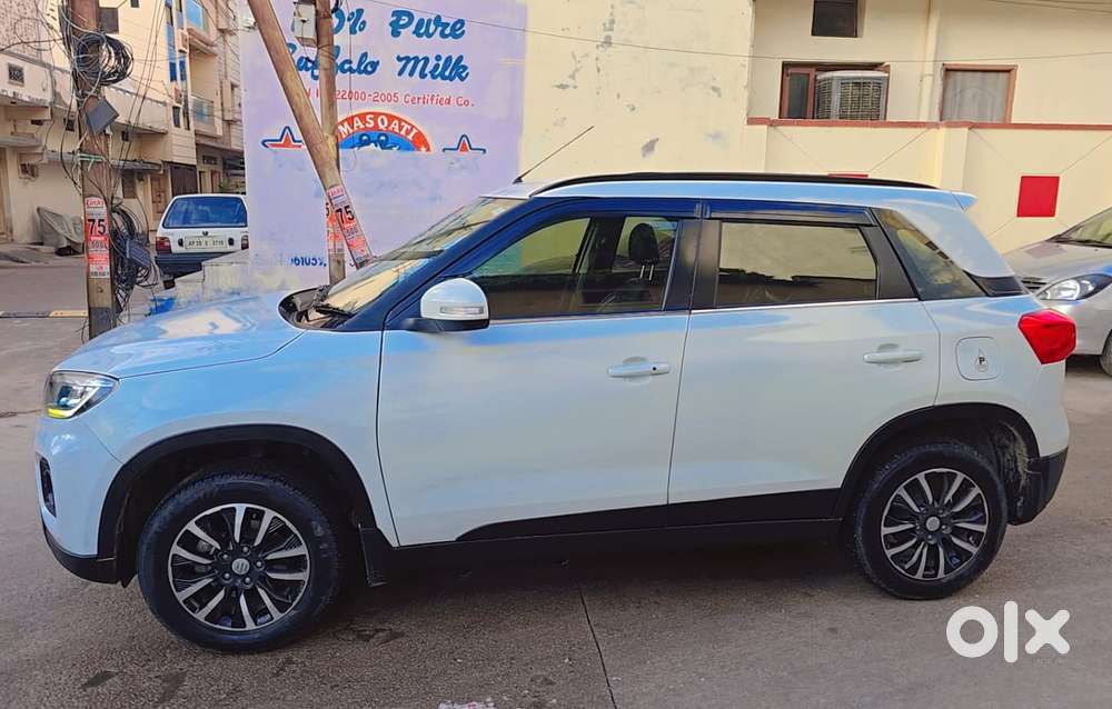 Maruti Suzuki Brezza 1.5 Vxi Smart Hybrid, 2021, Petrol