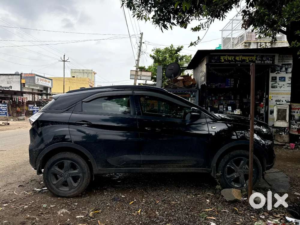 Tata Nexon 1.2 Dark 2023 Edition