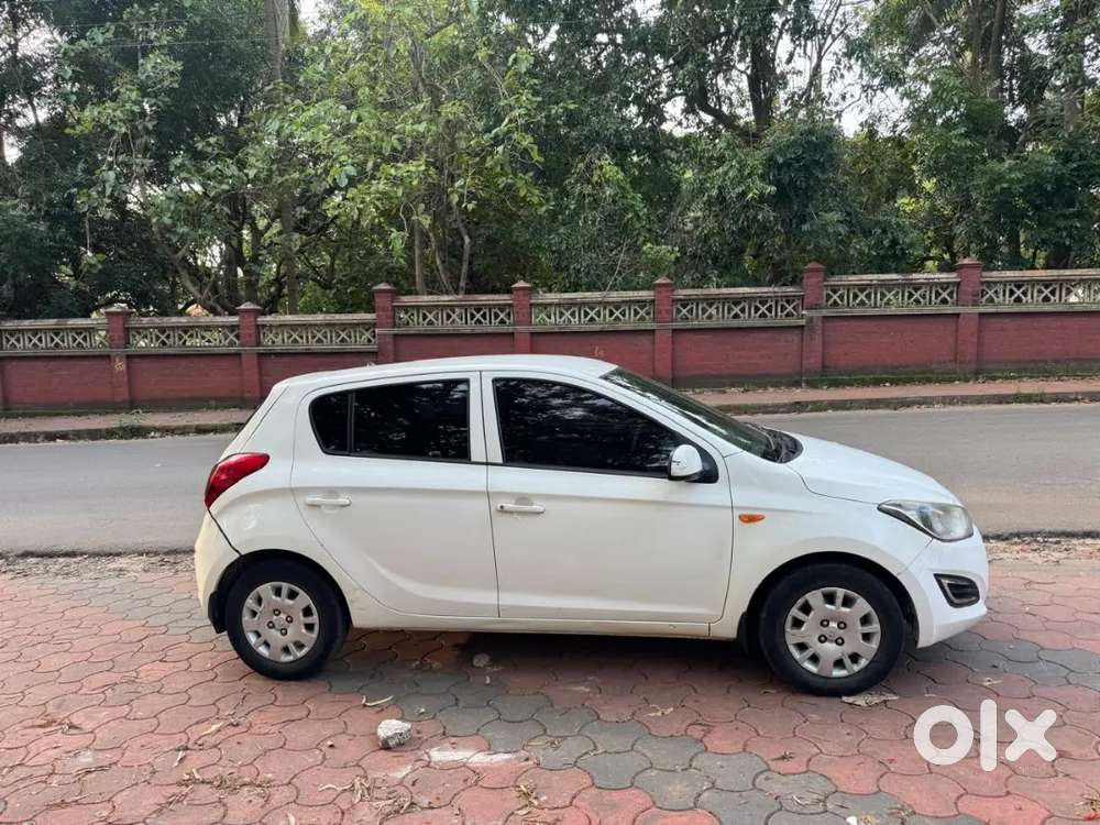 Hyundai I20 130000 Km Driven