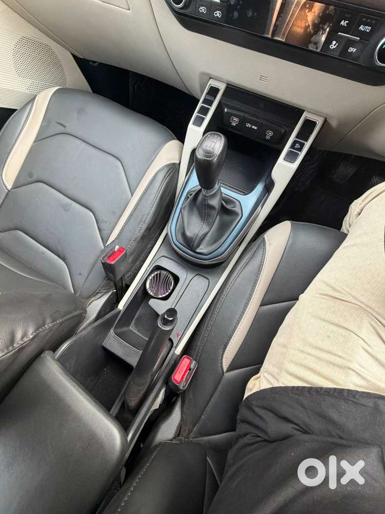 Kia Carens Clavis 2026 Petrol 11000 Km Driven