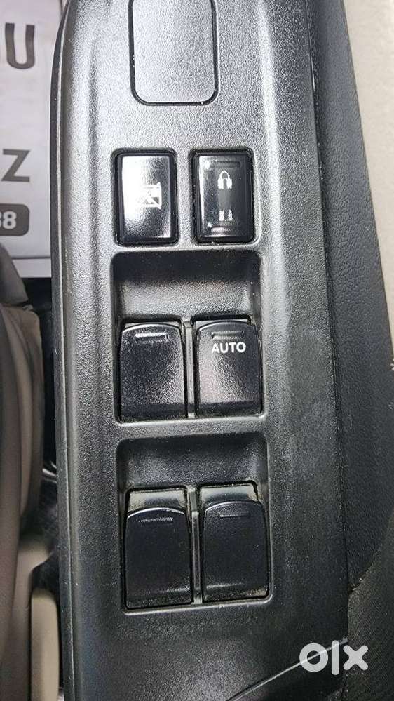 Maruti Suzuki Swift Dzire Lxi Option, 2025, Petrol