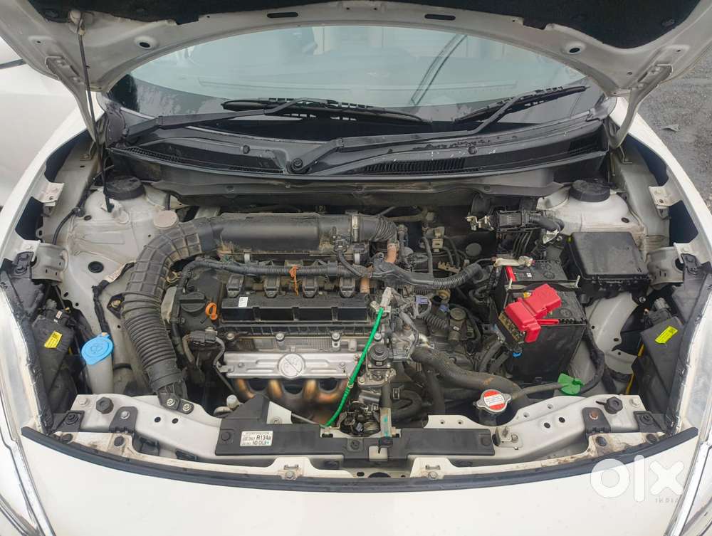 Maruti Suzuki Dzire 1.2 Vxi, 2023, Petrol