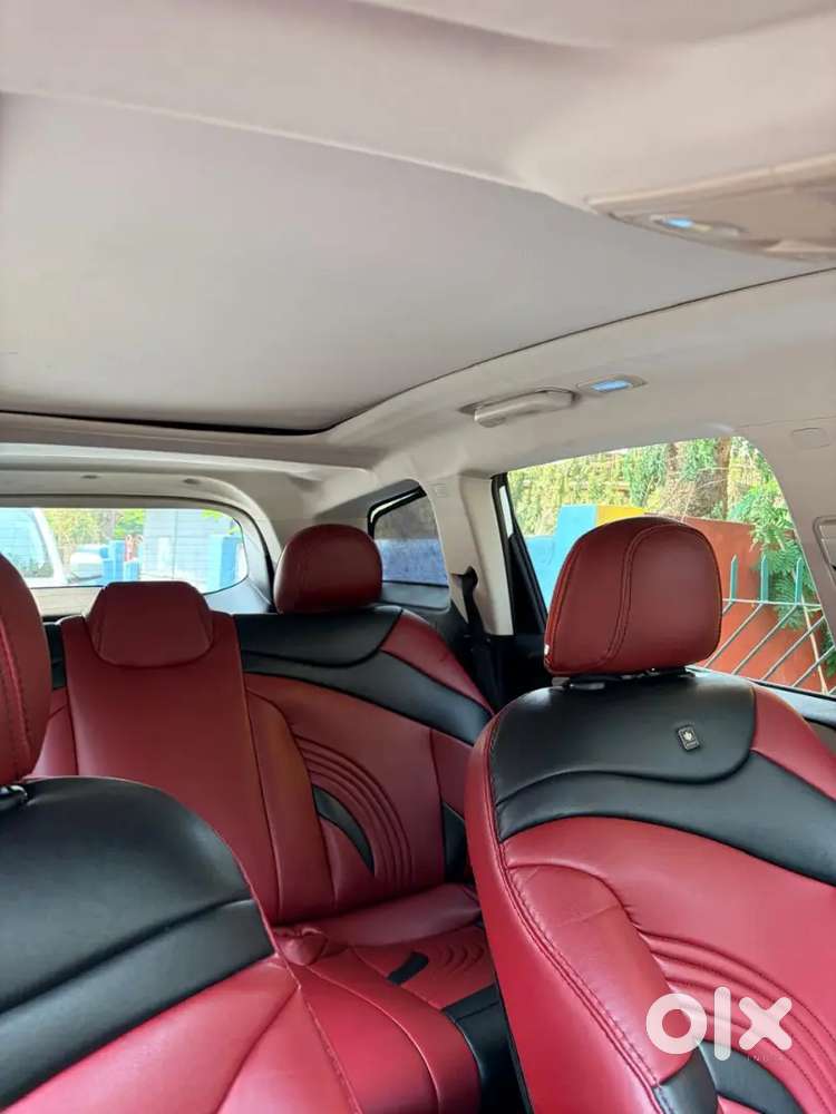 Mahindra Xuv700 2023 Petrol Well Maintained