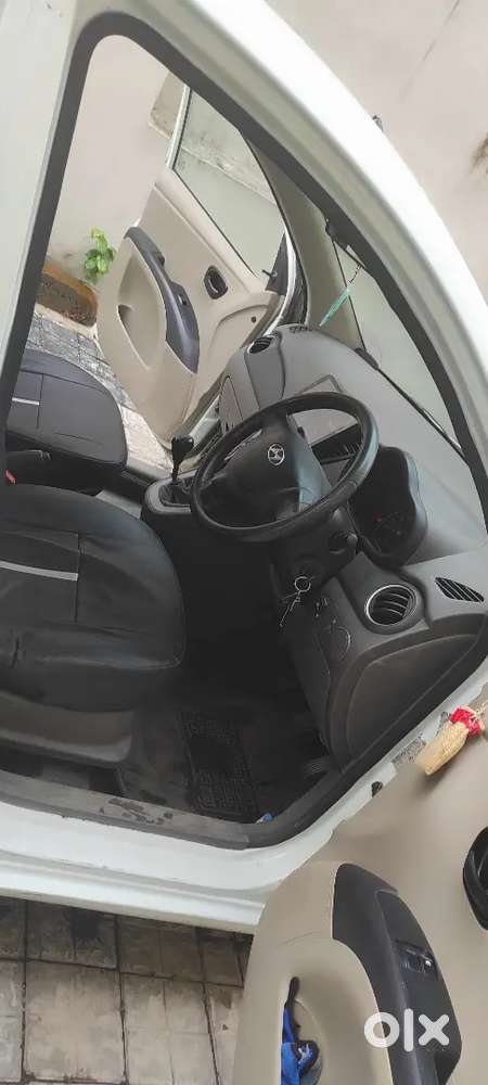 Hyundai I10 Era 2012 Petrol + Cng