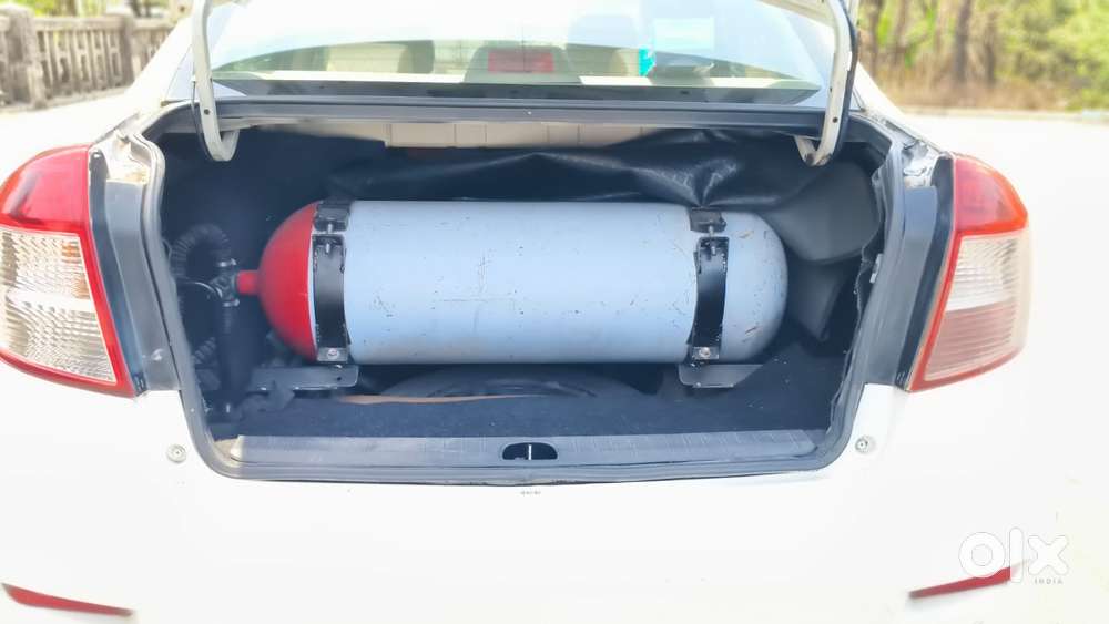 Maruti Suzuki Sx4 2007-2012 Green Vxi (cng), 2011, Cng & Hybrids