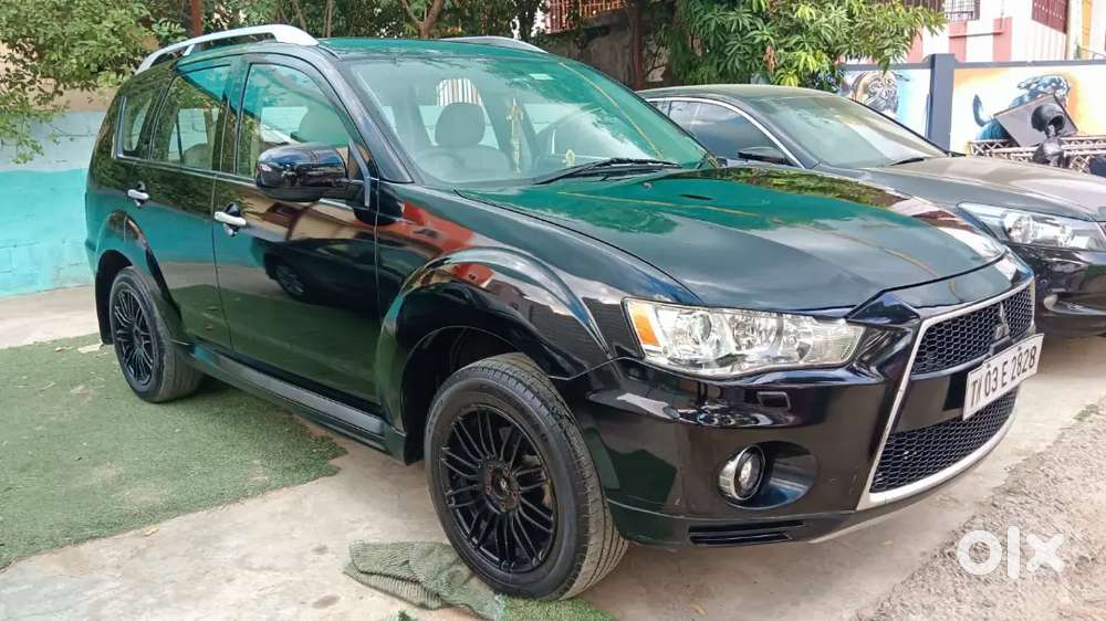 Mitsubishi Outlander 2011 Petrol Well Maintained