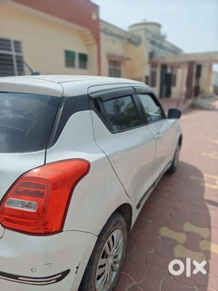 Maruti Suzuki Swift Vxi 2023