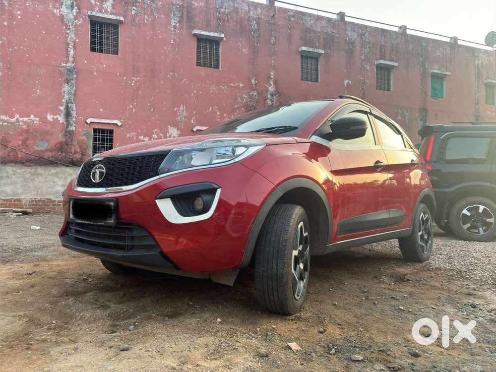 Tata Nexon Petrol Manual 2018