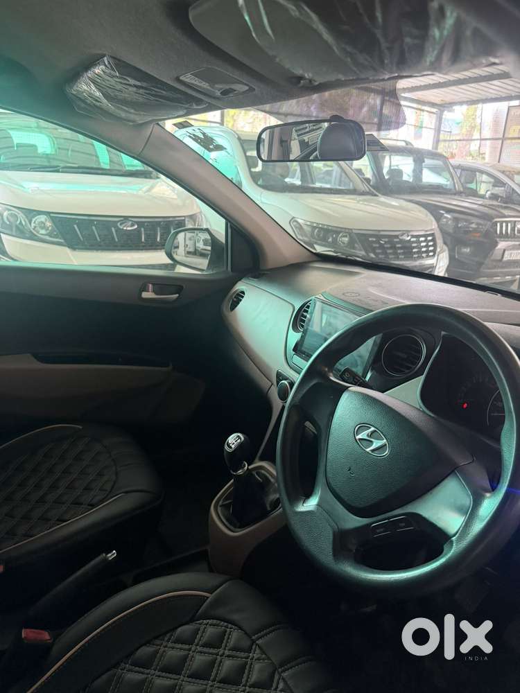 Hyundai Grand I10 Sportz, 2014, Petrol