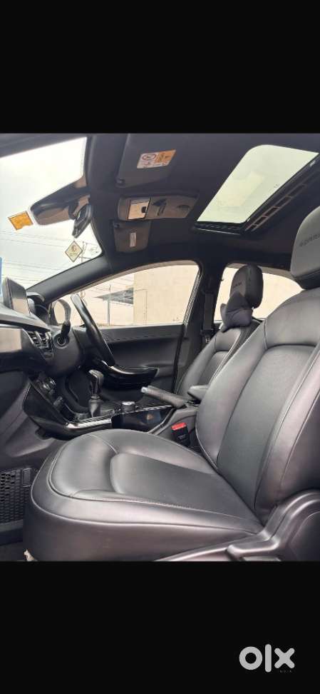 Tata Nexon Xz Plus (hs), 2022, Petrol