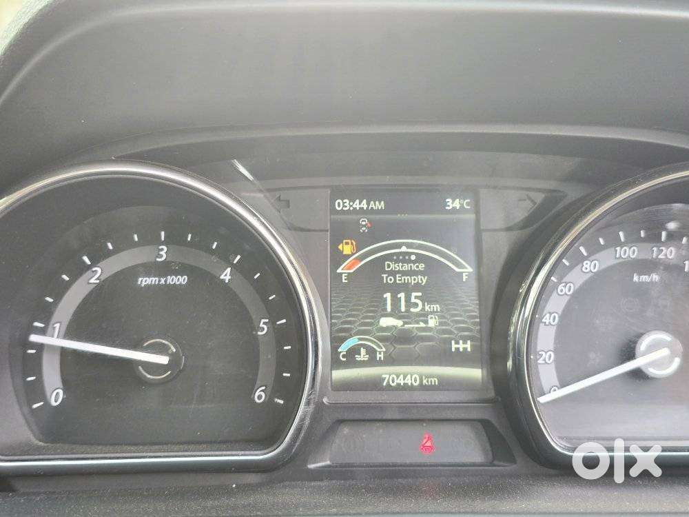 Tata Hexa 2.2 Xta 4x2 7 Str, 2019, Diesel