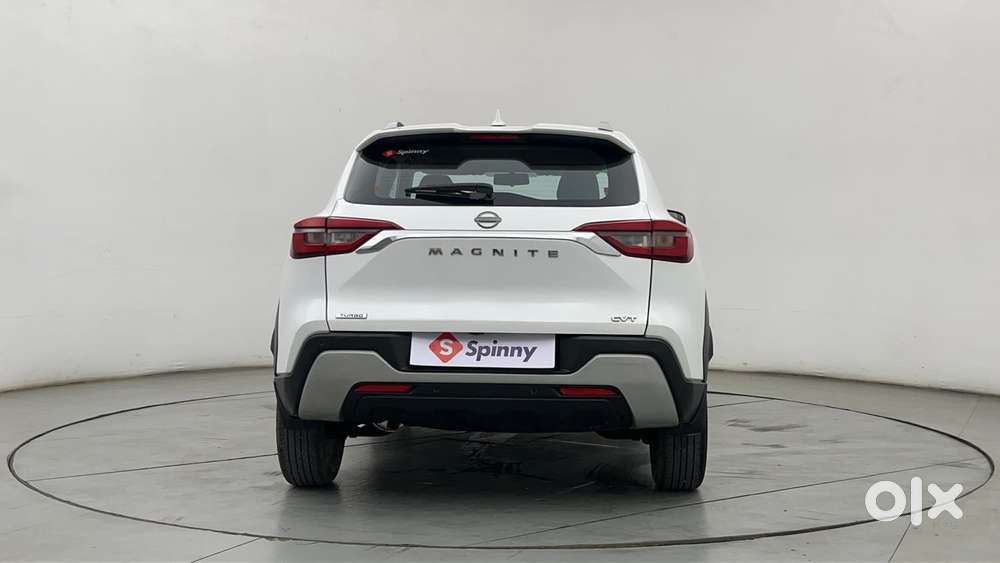 Nissan Magnite 1.0 Xv Premium Turbo Cvt, 2023, Petrol