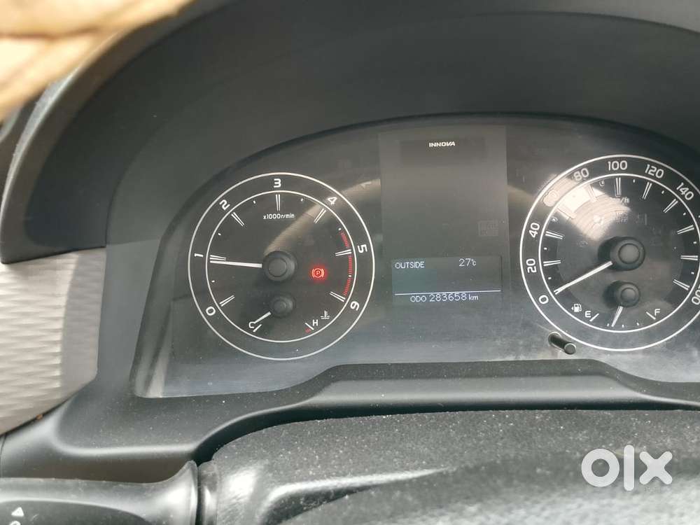 Toyota Innova Crysta 2.4 G Mt 8s, 2017, Diesel