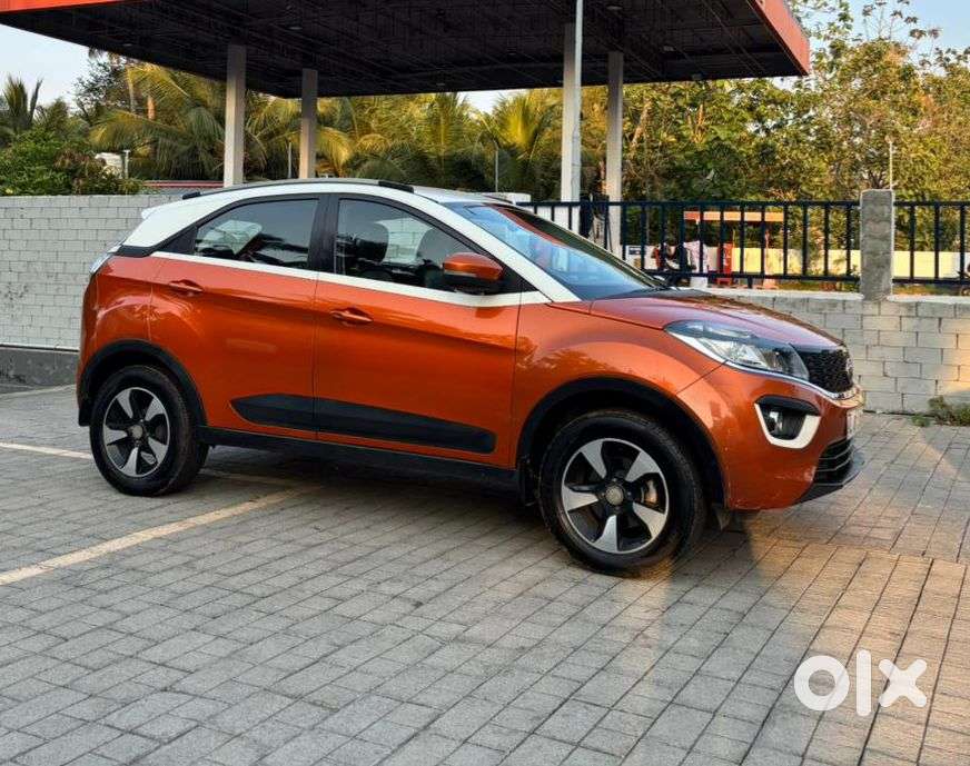 Tata Nexon 1.2 Revotron Xza Plus, 2018, Petrol