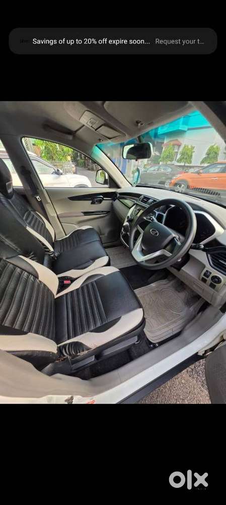 Mahindra Kuv 100 Mahindra-kuv-100-d75-k8, 2016, Petrol