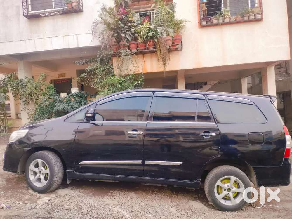 Toyota Innova 2007 Petrol Well Maintained