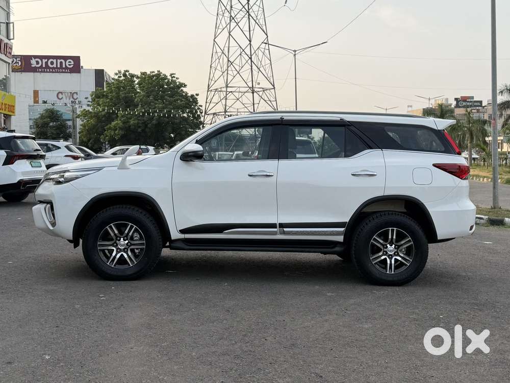 Toyota Fortuner 4x2 Mt 2.8 Diesel, 2021, Diesel