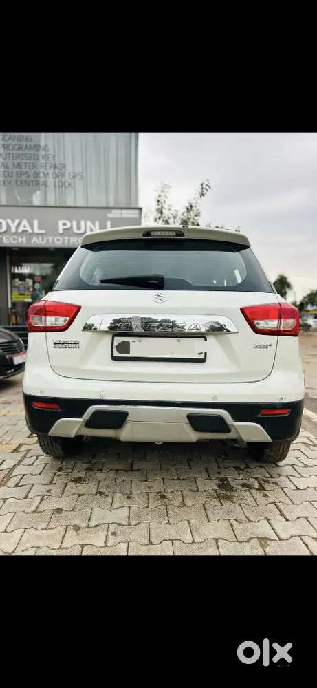 Maruti Suzuki Brezza 2016 Diesel 97000 Km Driven Zdi+