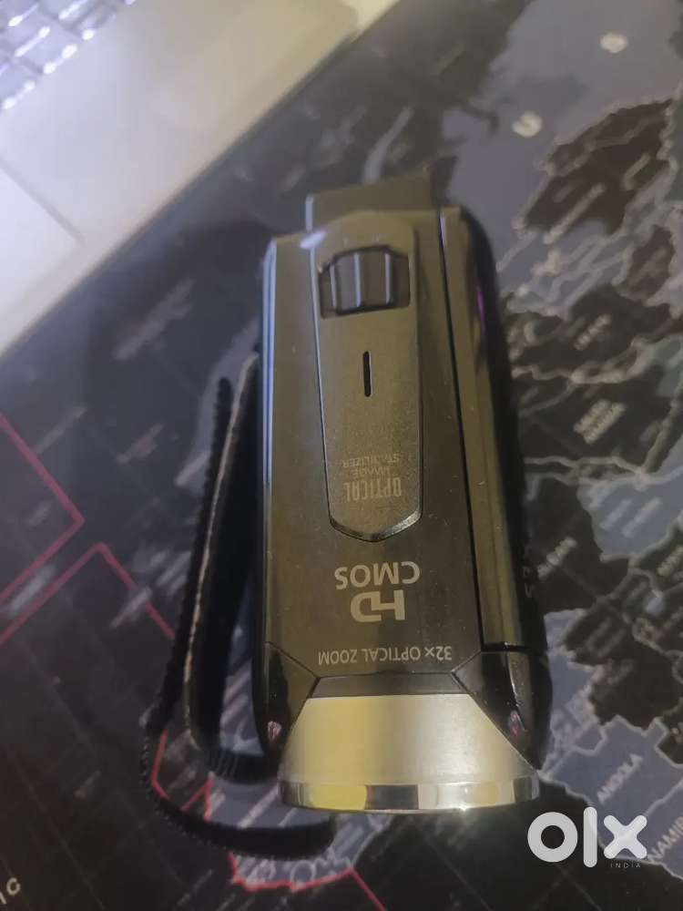 Canon Vixia HF R400 HD 53x zoom Cam recorder- Great Condition