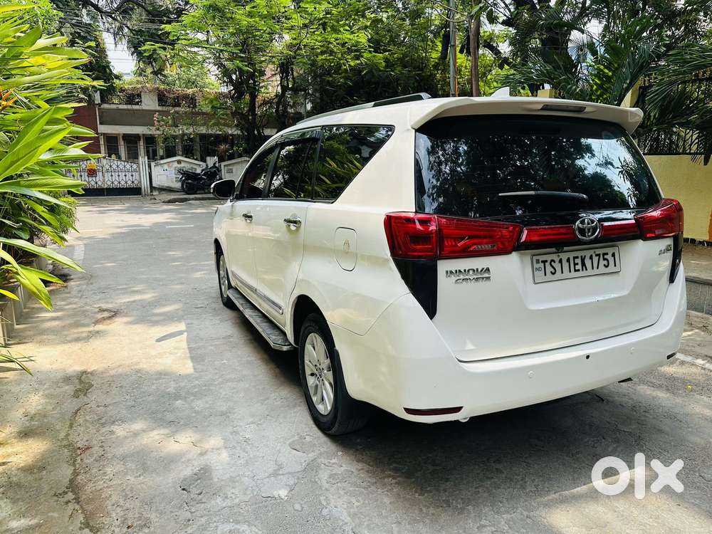 Toyota Innova Crysta 2.4 Gx Mt 8s, 2017, Diesel