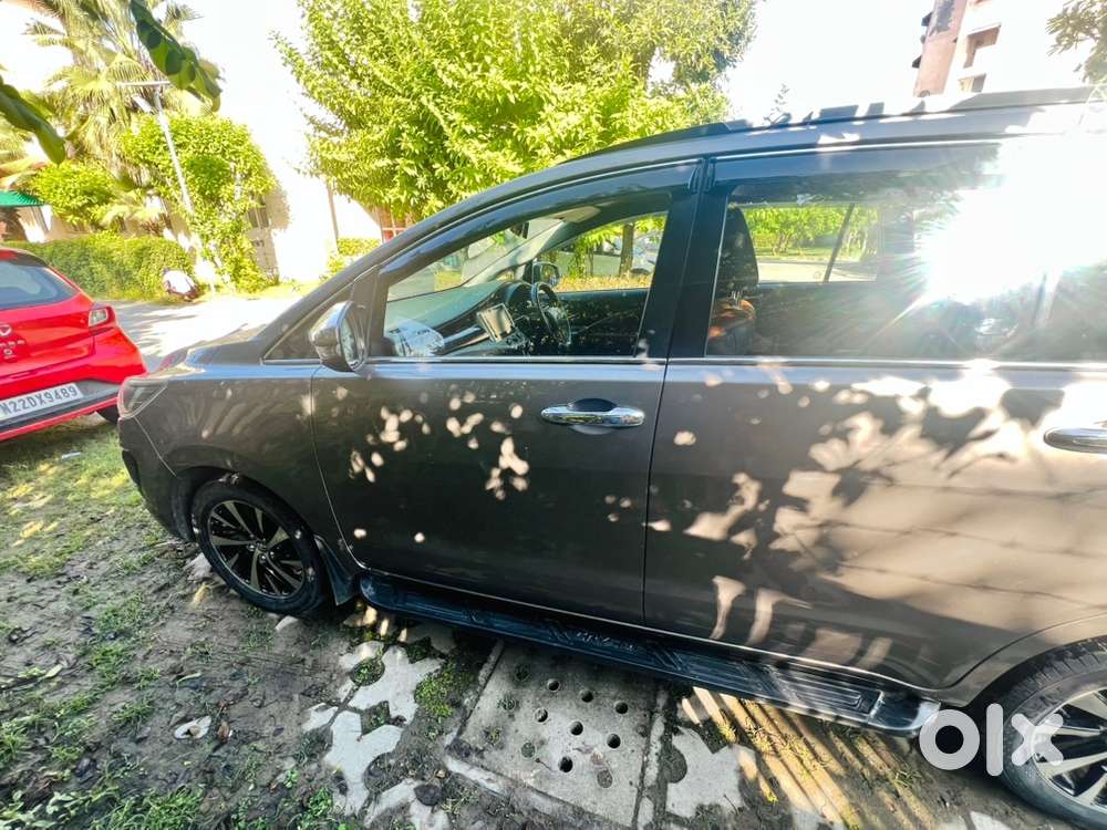 Toyota Innova Crysta 2022