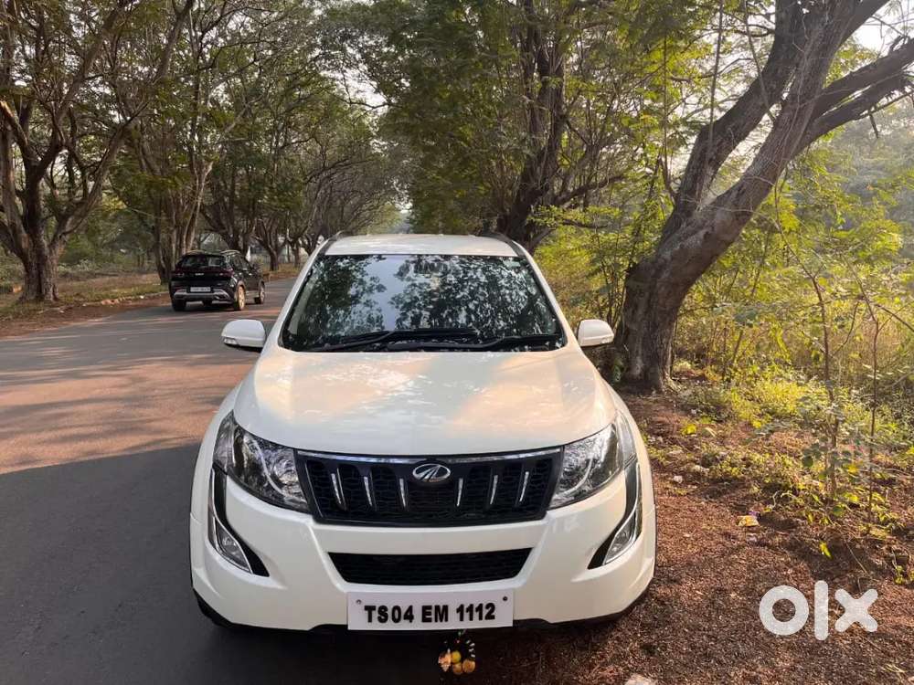 Mahindra Xuv500 2016 Diesel 122123 Km Driven
