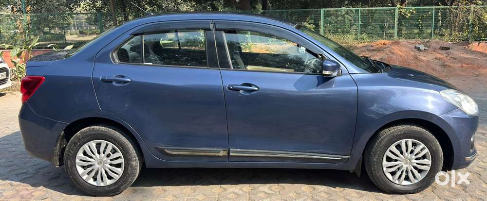Maruti Suzuki Swift Dzire Vxi Optional, 2018, Petrol