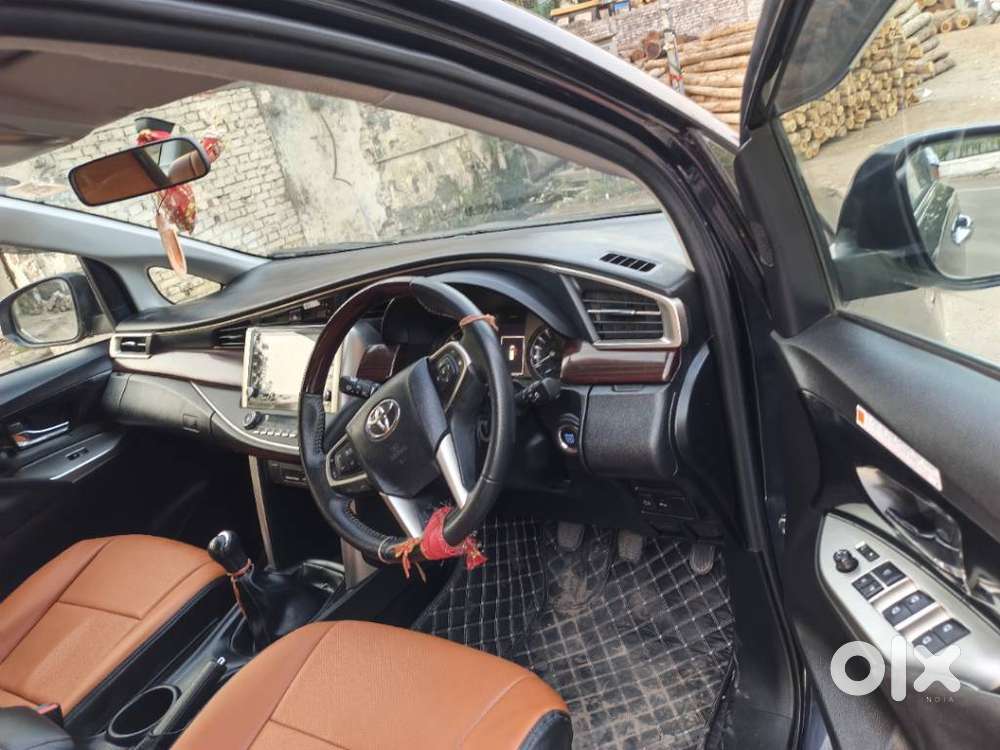 Toyota Innova Crysta 2.4 V 7 Str, 2022, Diesel