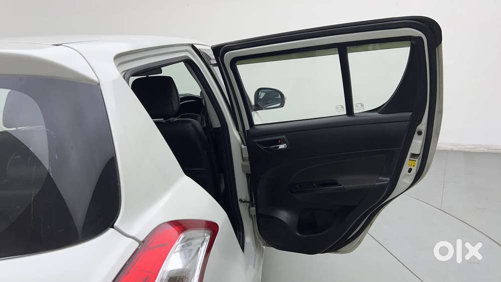 Maruti Suzuki Swift Vvt Vxi, 2016, Petrol