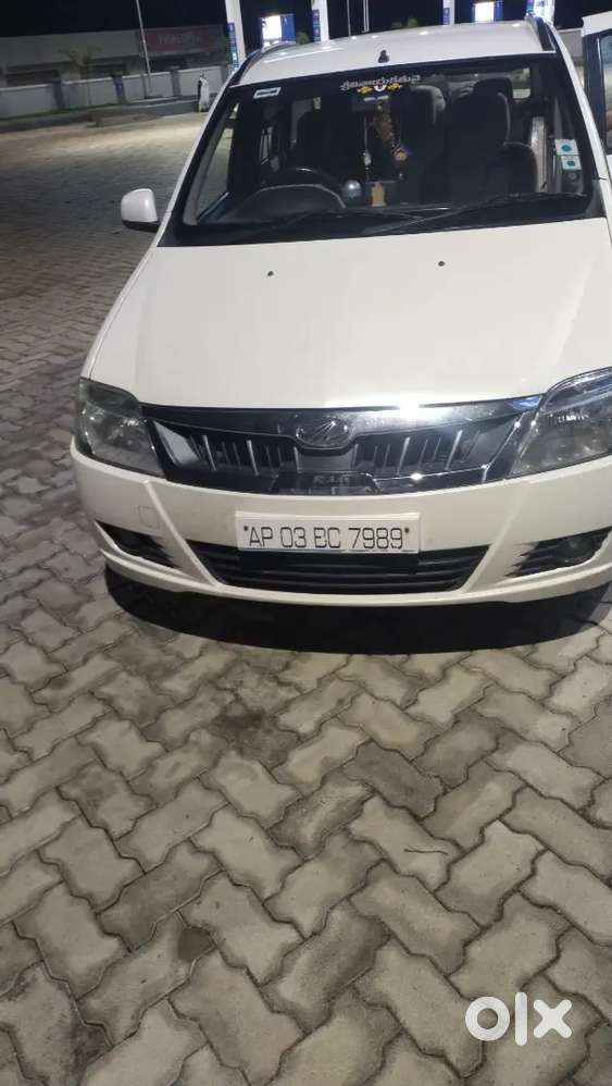 Mahindra Verito 2013 Diesel Well Maintained