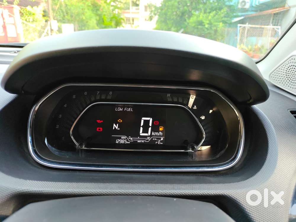Tata Tiago 1.2 Revotron Xza Plus Amt, 2022, Petrol