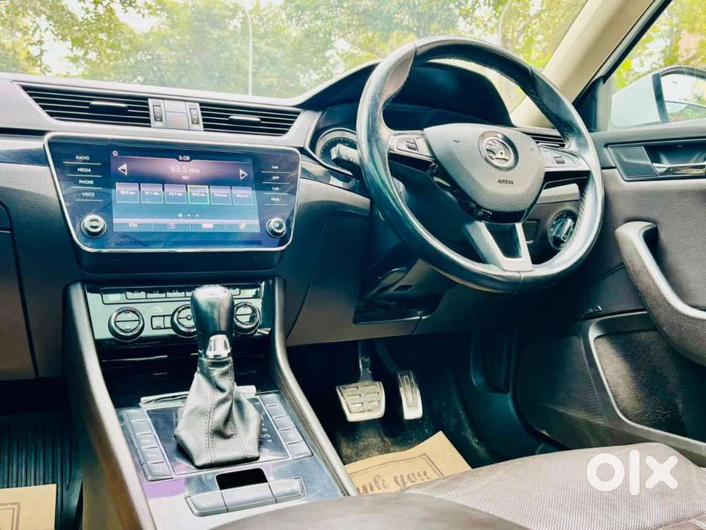 Skoda Superb L&k 2.0 Tdi At, 2019, Petrol