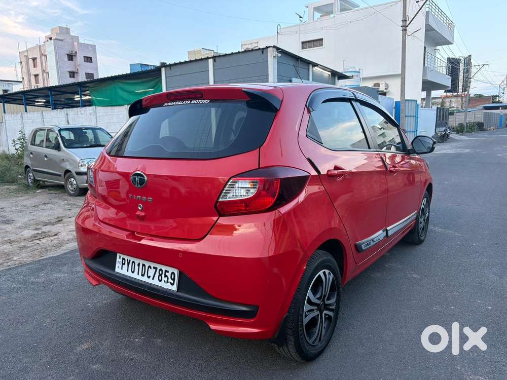 Tata Tiago, 2024, Petrol