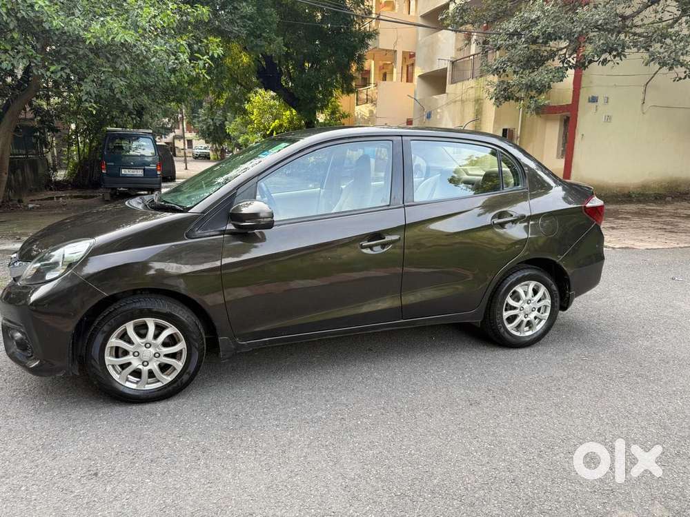 Honda Amaze Vx At I-vtech, 2016, Petrol