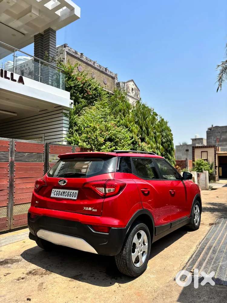 Top End Xuv 300 W8 Optional In Excellent Condition